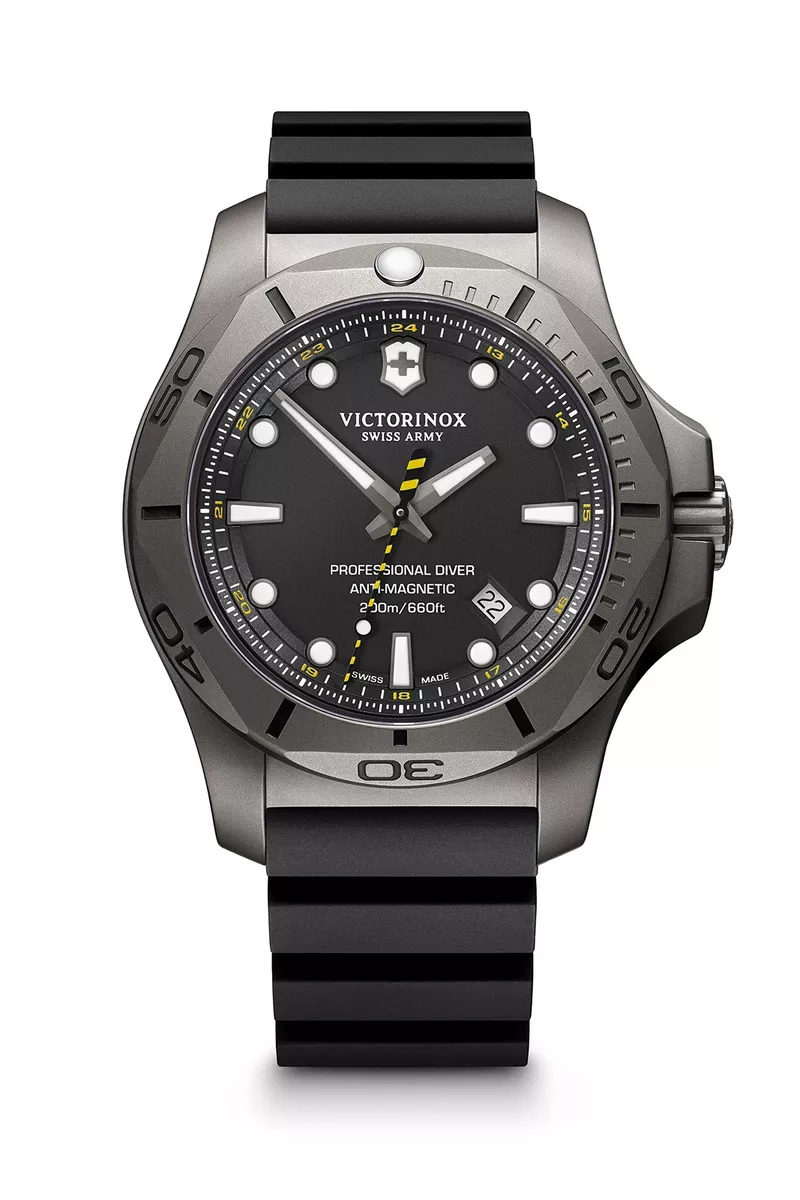 Victorinox inox store diver titanium