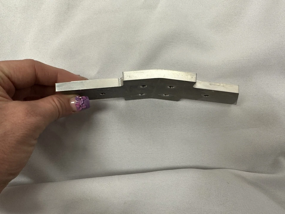 94-97 CHEVY S10 S-10 BLAZER CAMIÓN BILLET ALUMINIO PAJARITA PARRILLA DELANTERA EMBLEMA POLI Foto 4 de 4