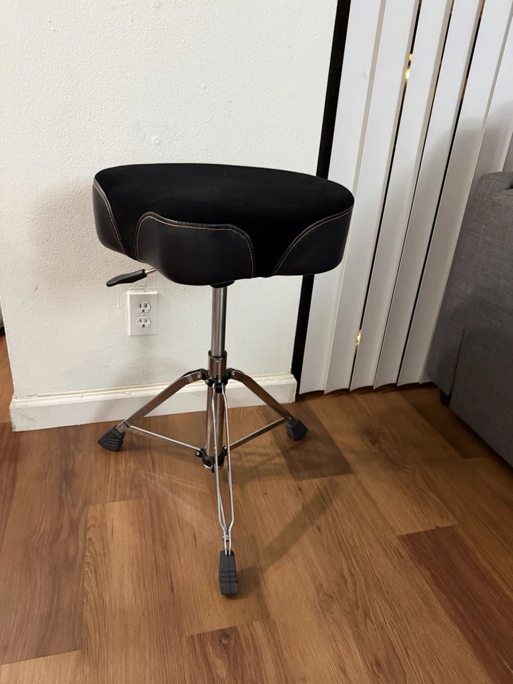 Taburete de tambor Roland Drum Throne altura ajustable Foto 2 de 4