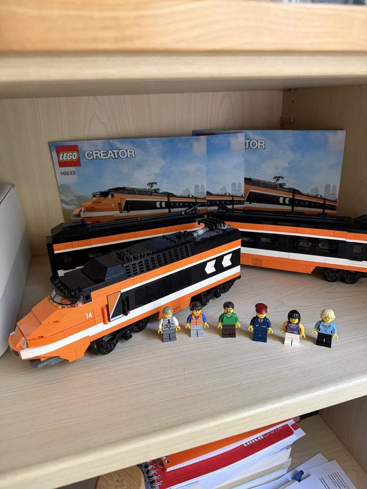 LEGO Creator 10233 Horizon Express, foto 1 di 5