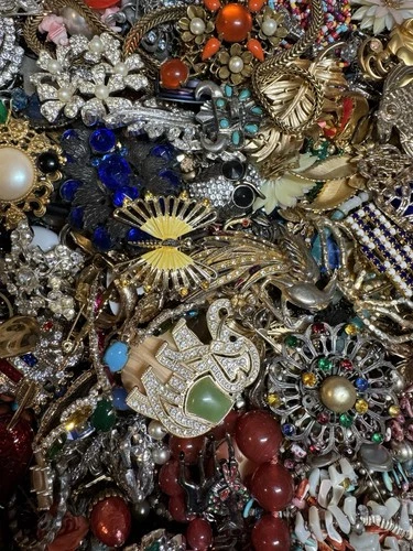Vintage to Now Costume Fashion Jewelry Repurpose Repair Scrap Craft Lot 24.7 LBS