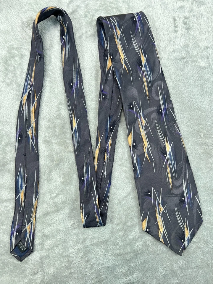 Irvine Park Neck Tie 100% Silk HandMade Korean Long Length 66 in Classic Width - Image 4 of 4