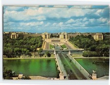 Postcard Le Palais de Chaillot et ses Jardins Paris France