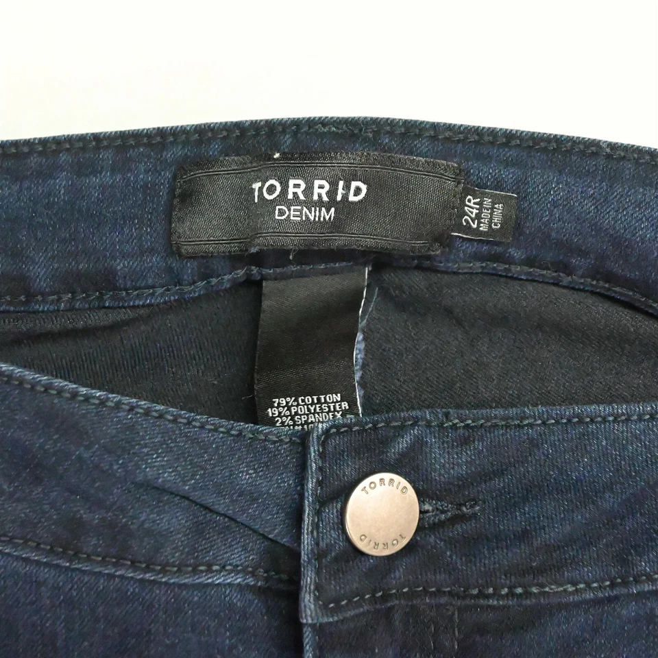 Torrid 24 Plus Skinny Jegging Dark Wash Stretch Denim Jeans - Image 2 of 3