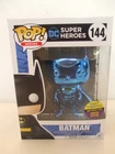 Funko Pop Batman Blue Chrome Toy Tokyo SDCC San Diego 2017 In pop Protector LE