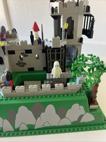 Lego Castle: Kings Mountain Fortress 6081 With Manual Near Complete View Photos 