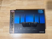 Router de doble banda NETGEAR Nighthawk AX6 6-Stream AX5400 WiFi 6 negro RAX50
