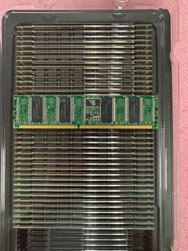 VINTAGE 256MB 32x72 DDR 133MHz PC2100R 184pin CL2 ECC REG HYS72D32500GR-7-B - Image 2 of 2