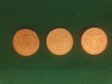 Royal coat of arms shield 1988 £1 coin, & 2x Original £1