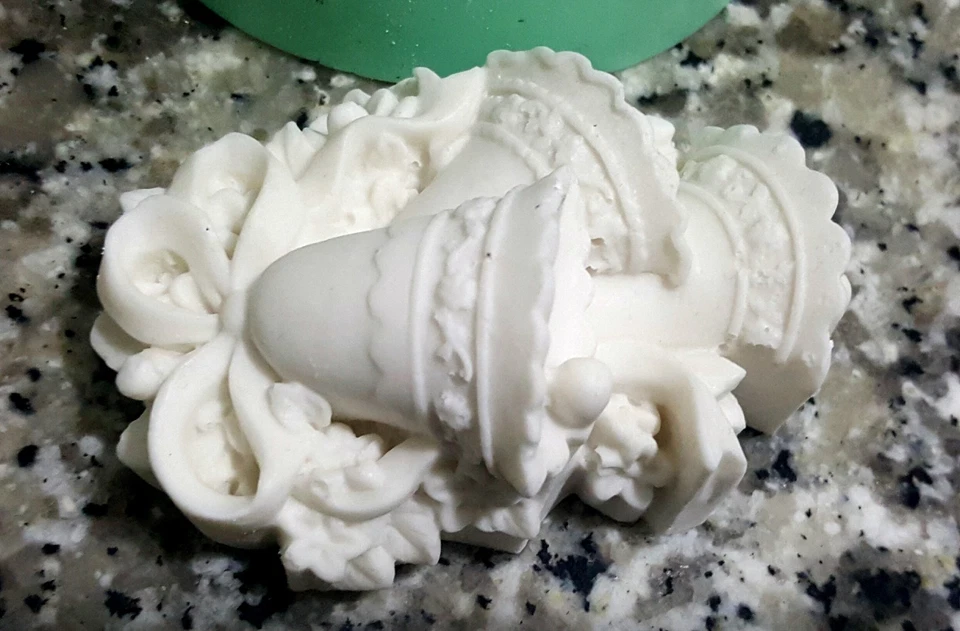 Moule Silicone Cloche Fleur Thème Noël pour Pâte Polymère Fimo Plâtre Savon Cire - Photo 4/4