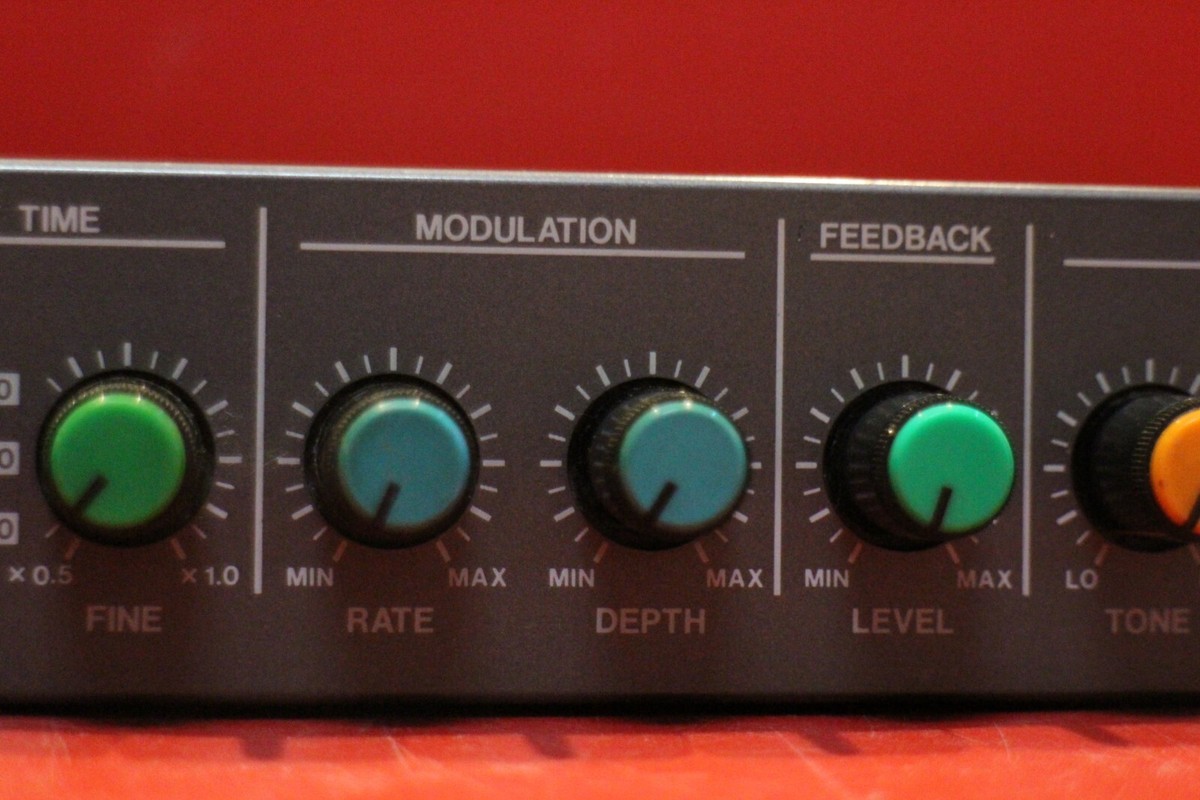 BOSS DIGITAL DELAY RDD-20（本体＋純正アダプター付き） BOSS RDDー20 Digital Delay