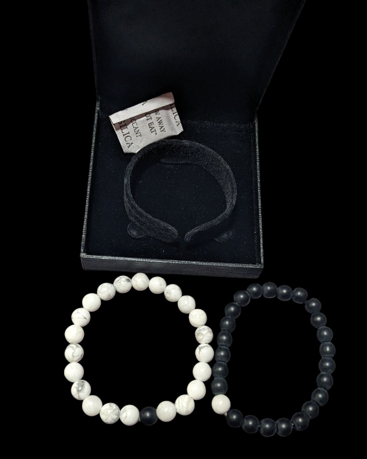 Howlite And Onyx Beaded Stretch Bracelet Set