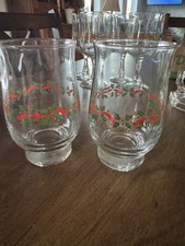 LIBBEY Tumblers Set of 2 Vtg 14 oz Christmas Holly Berry Gold Rim Tulip Glasses