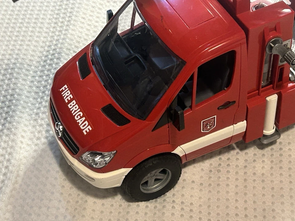 Bruder Man TGA - Escalera de camión de bomberos de juguete Bruder Mercedes 1:16 vintage Foto 4 de 4