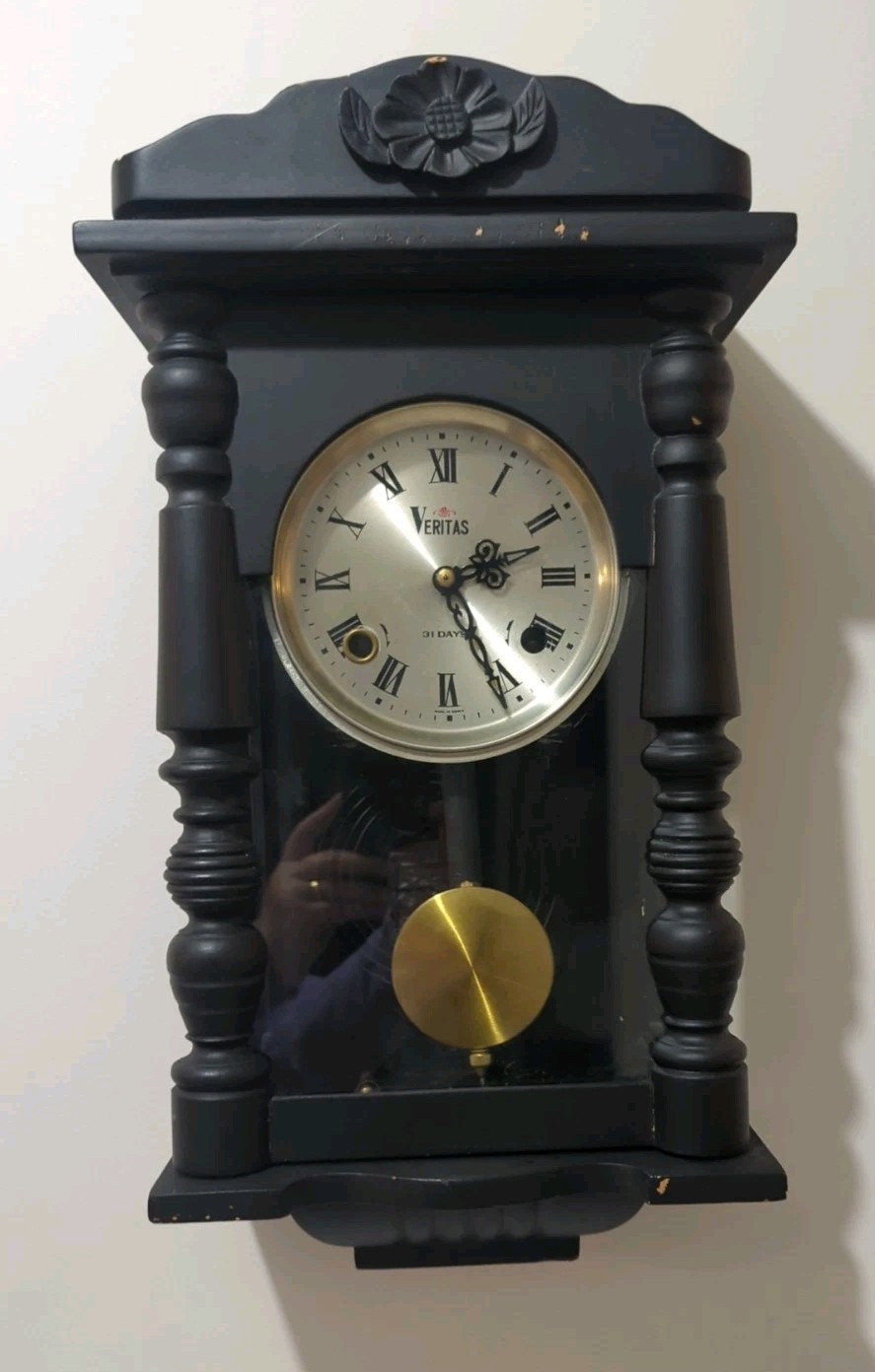 Picture 1 of 18