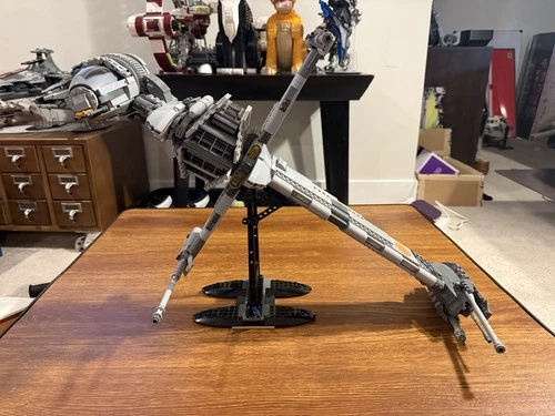 LEGO Star Wars: B-wing Starfighter (10227) - Used - Built