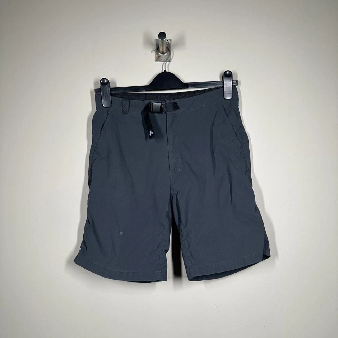 Men’s Montbell Belted Lightweight Stretch Hiking Shorts Size S