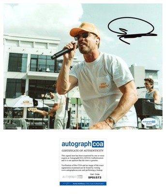 DUSTIN LYNCH HAND SIGNED 8X10 PHOTO COUNTRY MUSIC AUTOGRAPH - ACOA COA