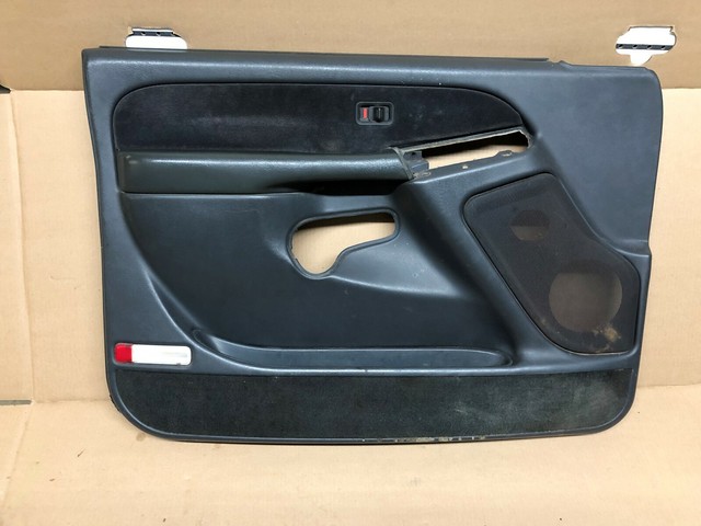 2000 chevy silverado door panel ( driver front ) 19992002 gmc sierra
