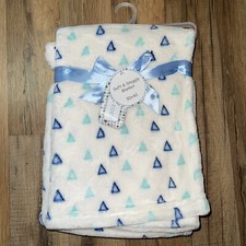 Zak and Zoey Soft  Snuggly Baby Blankets 30 x 40 Blue  Teal Triangles NEW 