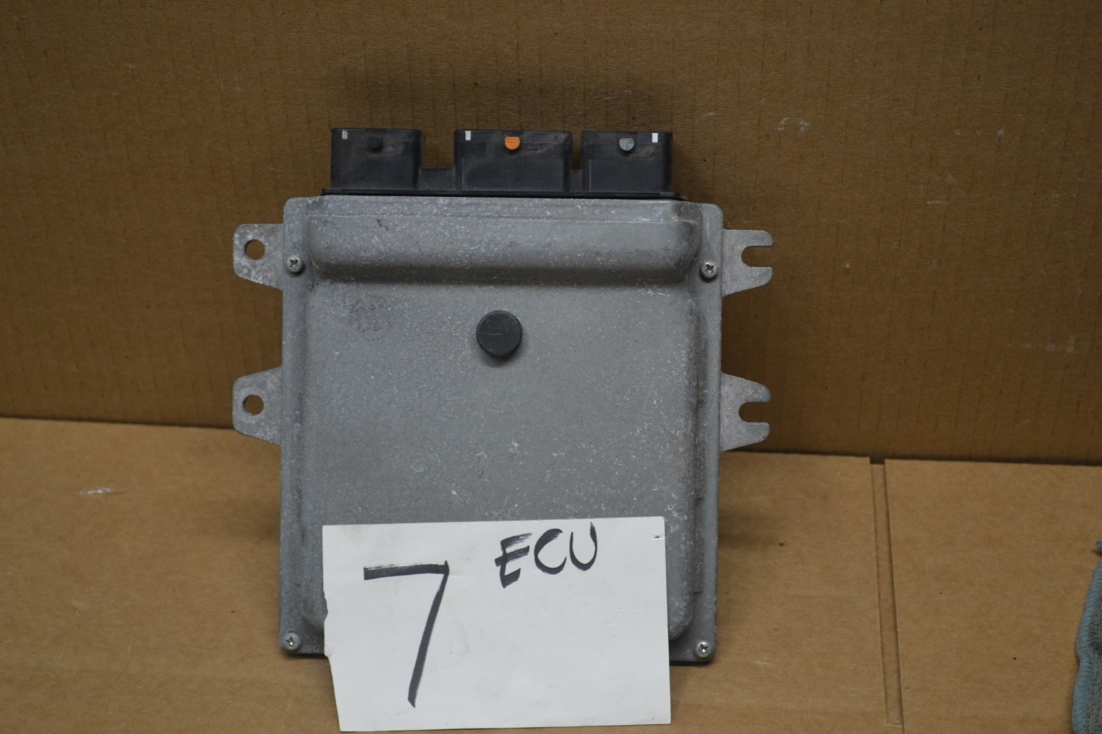 2014 Nissan Murano #7 Engine Computer ECM ECU  NEC003-691