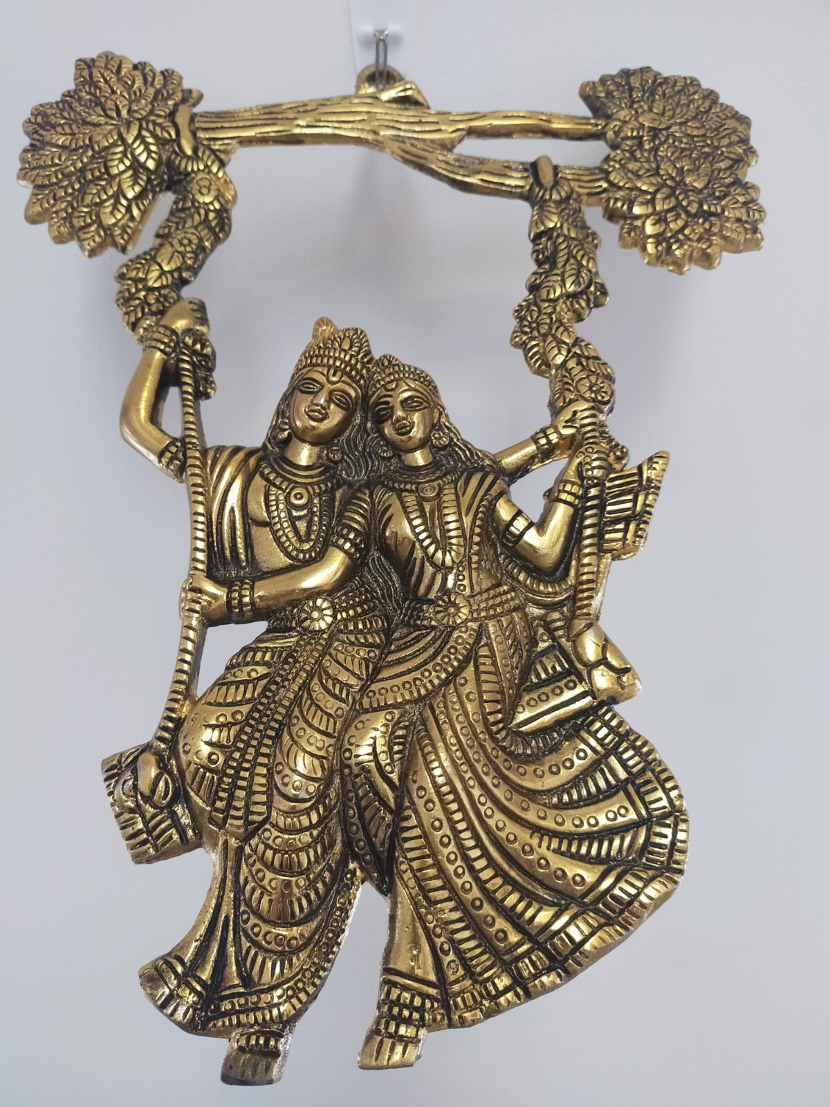 Radha Krishna - Auf einer Schaukel sitzen - Valentinstagsgeschenk - Wandhängen -