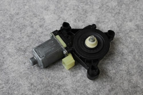 VW Golf 7 Audi Seat Skoda Fensterhebermotor 5Q0959802B vorne Fensterheber A3 Q2