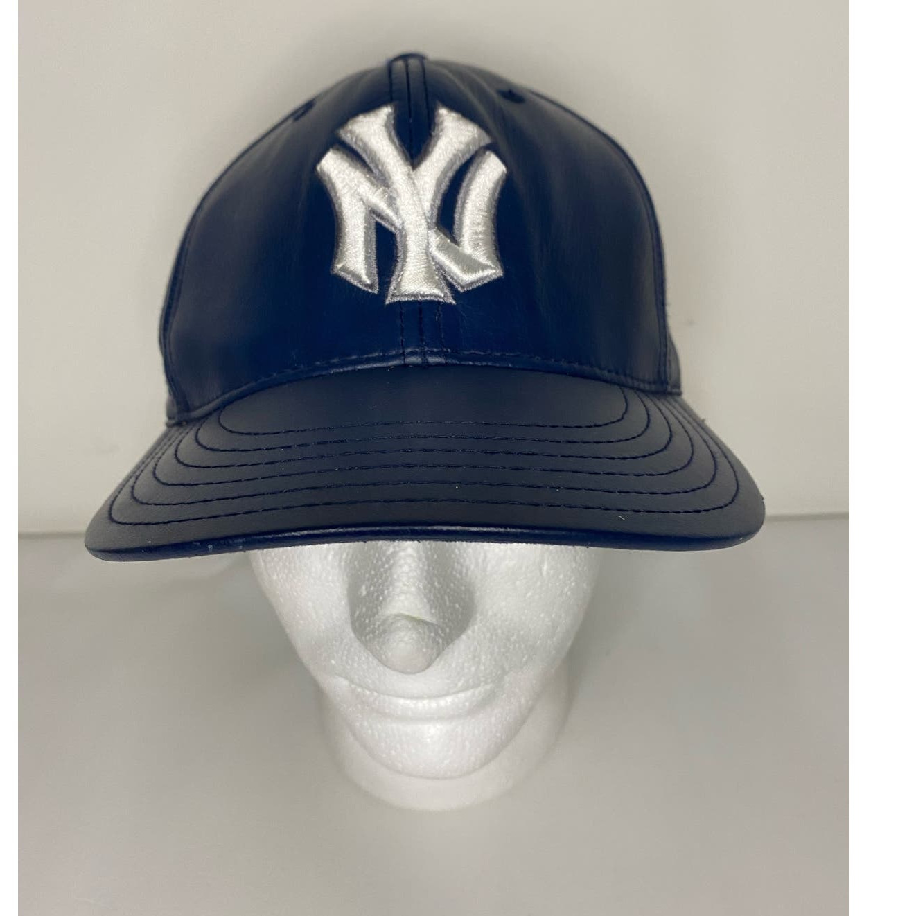 Leather New York Yankees Hat Navy Size 7 3/8 Amer… - image 1