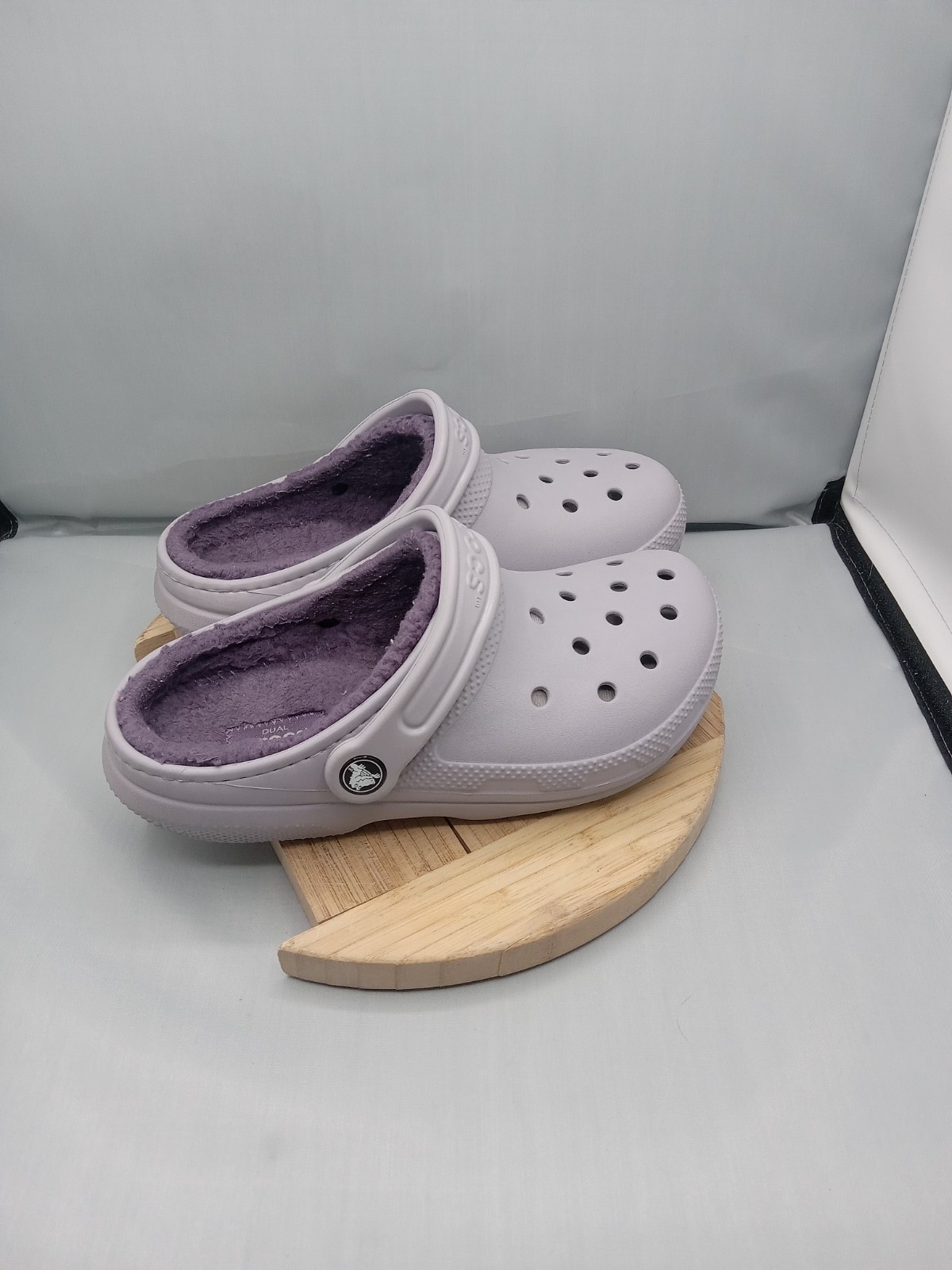 Crocs Classic Lined Clogs Lavender/Light Purple Size Mens 4 Womens 6 image 3