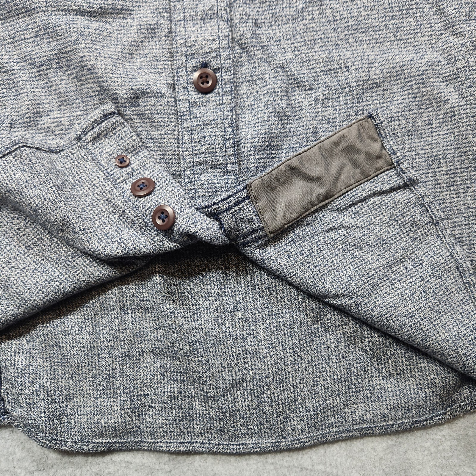 2 - Duluth Trading Co. Button Up Shirt Mens XL Kennesaw Relaxed Fit Green & Blue