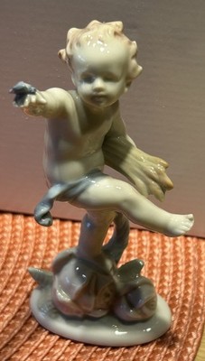 Alte Metzler & Ortloff Porzellan Figur Vier Jahreszeiten - Sommer - Kind Putto