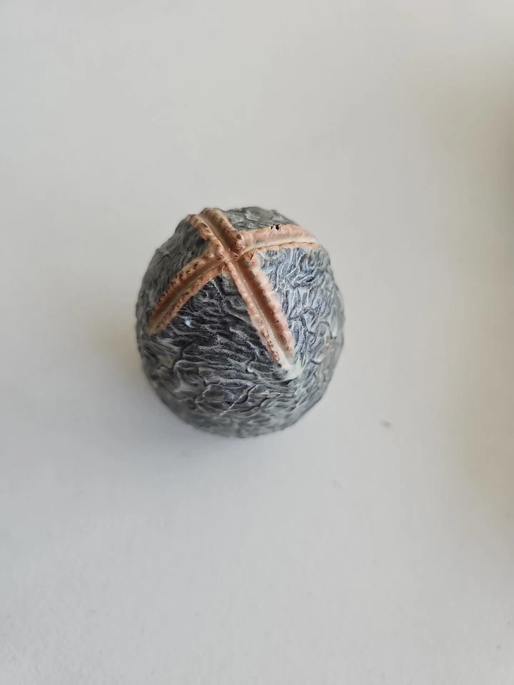 Paquete de 6 huevos sin jaula NECA Aliens LV-426 cartón GITD | Xenomorph Facehugger Foto 3 de 4