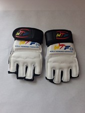 Half Finger Sparring Hand Gloves Hand Protector Taekwondo Karate MMA Muay Thai