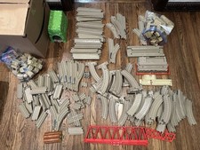 Thomas Trackmaster 100 Piece Train Track Lot Tan Plastic Hit Toy Excellent 