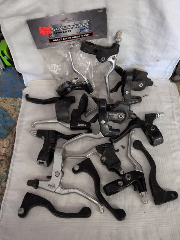 HUGE LOT Of 15 BRAKE LEVERS MOUNTAIN BIKE FLAT BAR V-BRAKE SHIMANO Dia-compe 