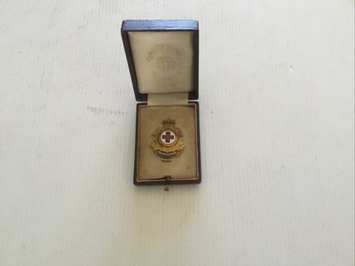 Vintage Rare badge Bulgarian Royal Red Cross 1917 original box Ferdinand