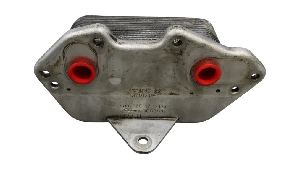 09-17 Audi SQ5 Q5 Motor Enfriador de Aceite Radiador 06E117021G Fabricante Original Foto 4 de 4