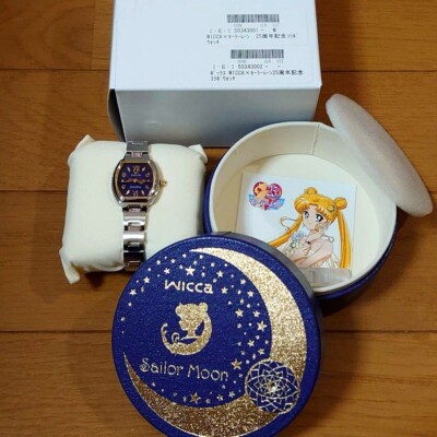 Sailor Moon 25th Anniversary Wicca x Sailor Watch Watches 2500 Limited M  Japan