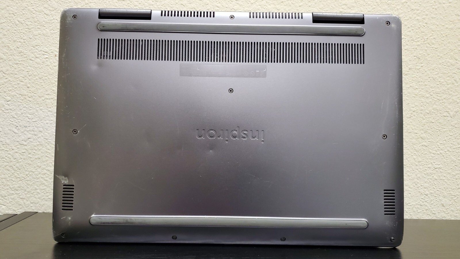 DELL INSPIRON 7573 2-IN-1 | 1TB HDD | 8GB RAM | i5-8250U 1.6 GHz | 15.6" TOUCH - Picture 11 of 15