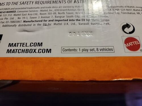 SEALED 2016 MATCHBOX MISSION: GARAGE ADVENTURE SET 8 CARS INCLUDED IN SET - Picture 16 of 17