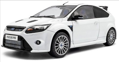 Solido 1813102 1/18 Ford Focus RS MK2 Frozen White Metallic 2009 - BRANDNEU