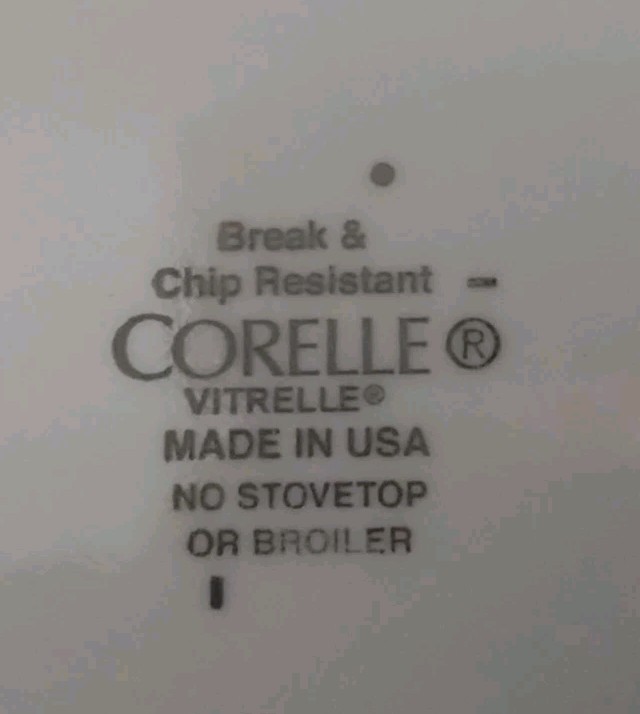 Corelle Vitrelle Break, Chip Resistant Mosaic Red Complete Dinner Set 4 ...