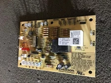 Emerson 47 102685 05 47d43 111 02  d43 Control Board  AZ109898 | NR542