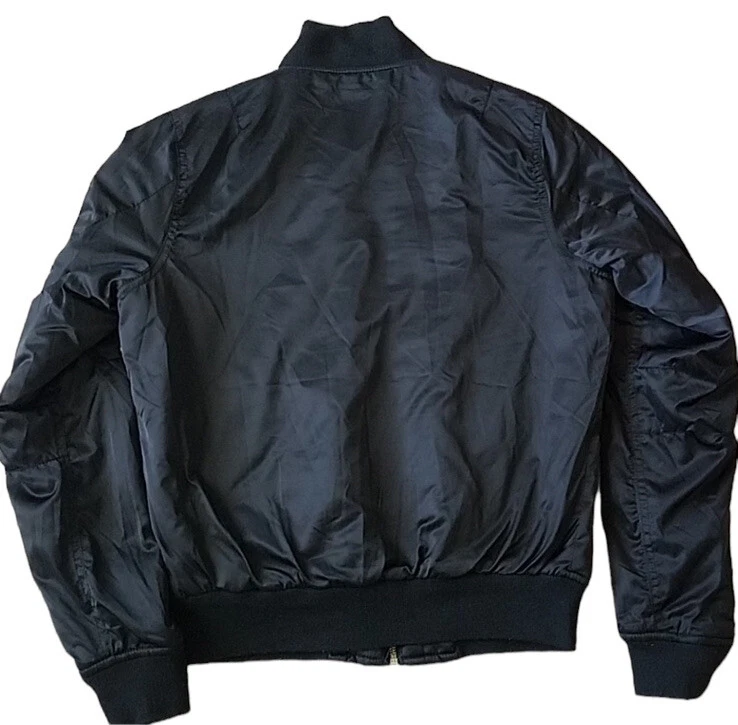 "Chaqueta de bombardero para mujer L negra material satinado cremallera completa y parches de detalles busto de 42""" Foto 2 de 4