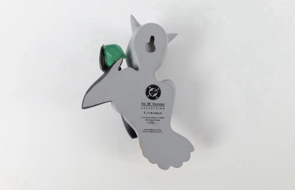 DC Direct Женщина-кошка Настенная Скульптура 2000 LE/3500 Коробка и Сертификат подлинности | Анимированная Женщина-Бэтмен - Изображение 3 из 4