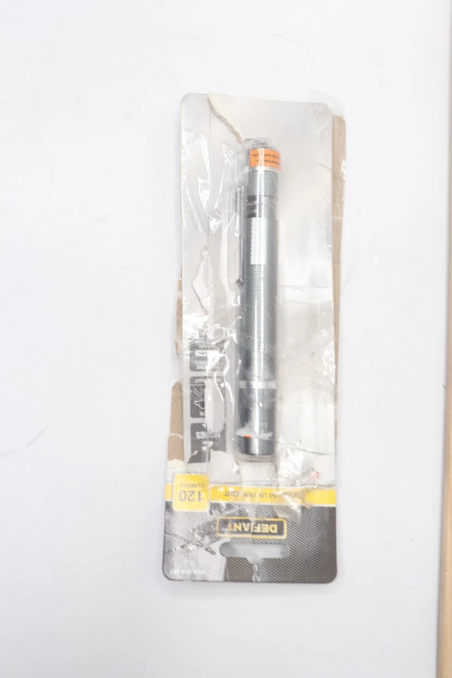 Defiant Pen Light with UV Function 120 Lumens Aluminum Black 1008 524 357 - Image 4 of 4