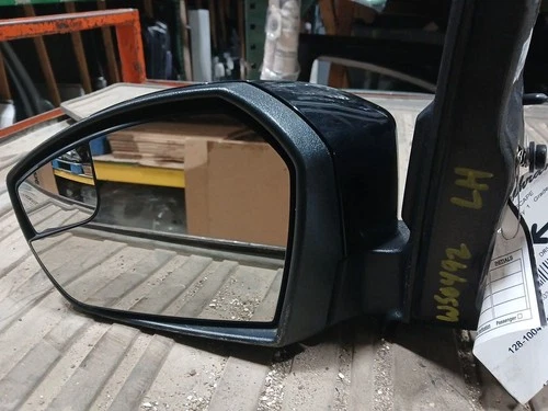 Driver Side View Mirror Painted Cap Non-heated Fits 17-19 ESCAPE 3081466