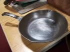 Vintage Unbranded Wagner Ware Chef skillet 9in.