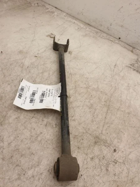 04-08 TOYOTA SOLARA DRIVER SIDE REAR LOWER CONTROL LOCATING ARM ASSEMBLY - Image 3 of 4