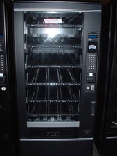 NATIONAL 168 4 WIDE SNACK VENDING MACHINE WITH CREDIT CARD READER FREE SHIPPING